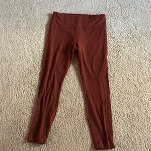 Athleta Rust colored yoga leggings- size medium